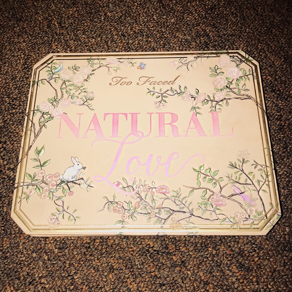 Too Faced “Natural Love” Eyeshadow pallet
